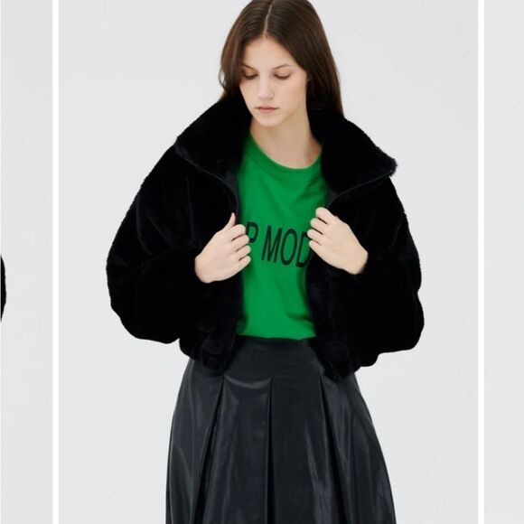 EUC Faux Fur Powder Pink Bomber Jacket - Picture 2 of 7